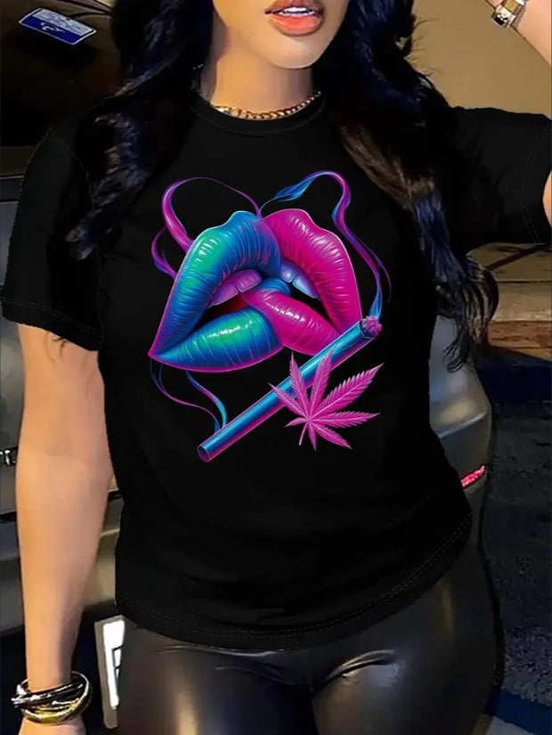 Vibrant Kiss & Lips Print Crew Neck T-Shirt - Soft Mid-Elasticity Polyester Fabric