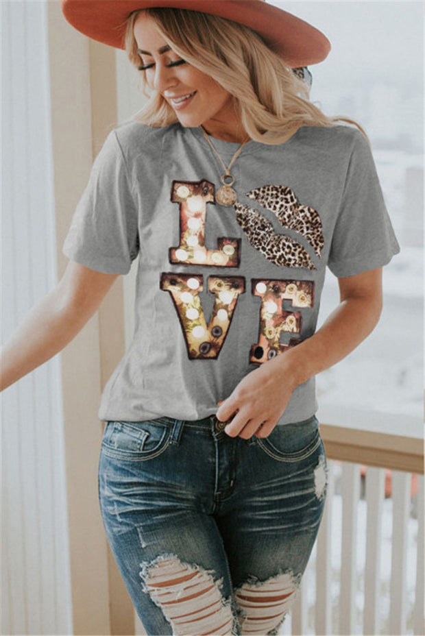 Women's Short Sleeve Leopard Print Lips Round Neck Print T-shirt